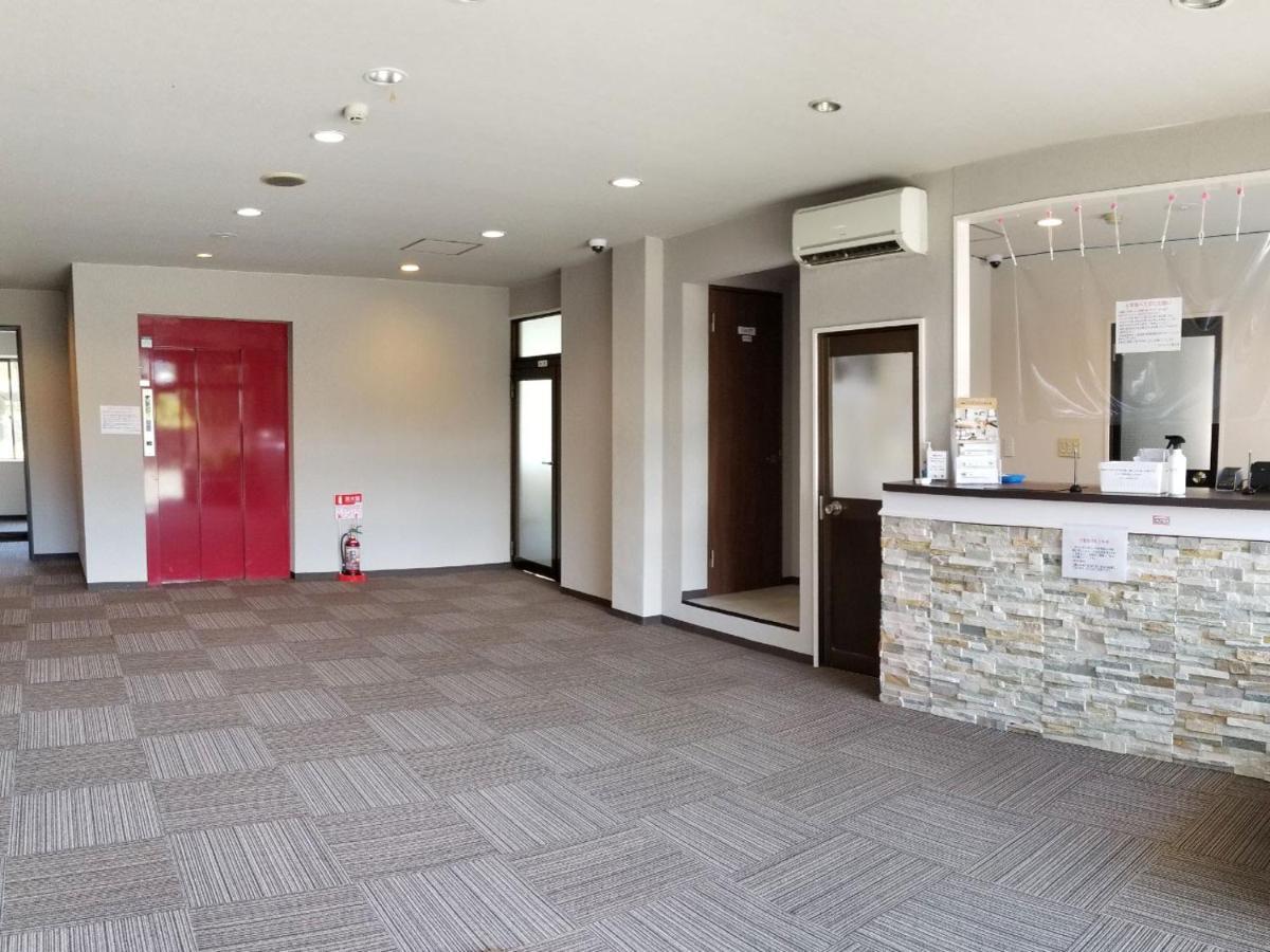 Business Hotel Fujimi Fujiyoshida Bagian luar foto