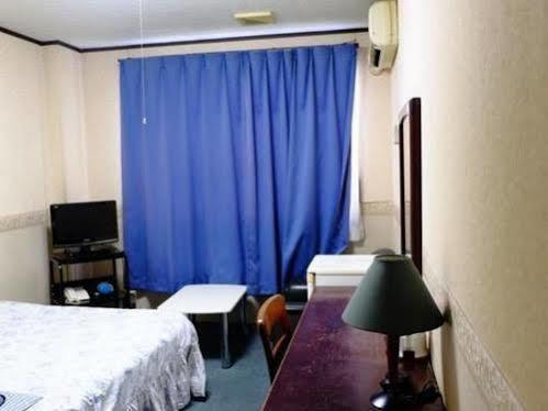 Business Hotel Fujimi Fujiyoshida Bagian luar foto